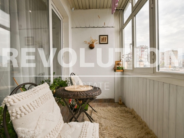 Дава се под наем Тристаен апартамент в София, Люлин 2 - 70 кв.м за 648.21 € - Снимка #1