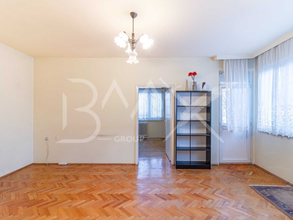 Двустаен апартамент в София, Лозенец - 76 кв.м за 2033 €/кв.м - Снимка #1