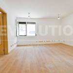 Тристаен апартамент в София, Студентски град - 90 кв.м за 1105 €/кв.м - Снимка #1