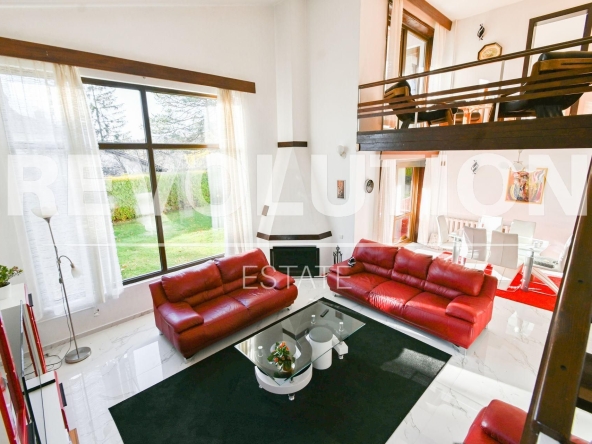 Дава се под наем Къща в София, Абдовица - 200 кв.м за 1695.24 € - Снимка #1