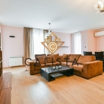 Дава се под наем Тристаен апартамент в София, Хладилника - 110 кв.м за 996.03 € - Снимка #1