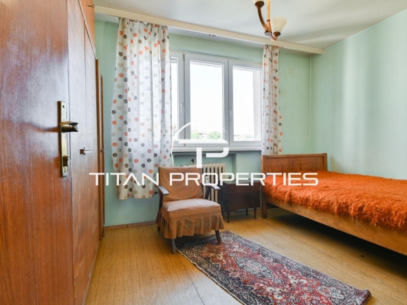 Дава се под наем Едностаен апартамент в София, Център - 45 кв.м за 398.82 € - Снимка #1