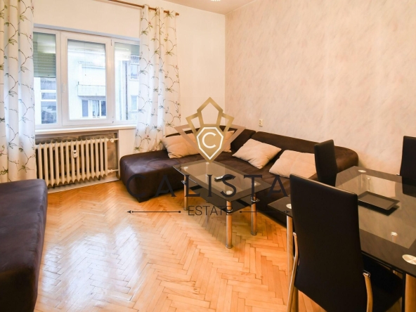 Дава се под наем Двустаен апартамент в София, Център - 60 кв.м за 699 € - Снимка #1