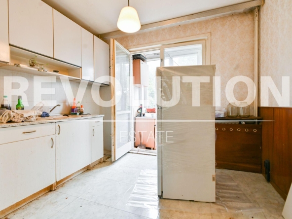 Тристаен апартамент в София, Дианабад - 87 кв.м за 2644 €/кв.м - Снимка #1