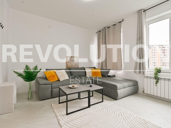 Дава се под наем Двустаен апартамент в София, Витоша - 63 кв.м за 845 € - Снимка #1