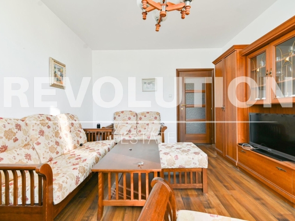 Дава се под наем Двустаен апартамент в София, Бъкстон - 61 кв.м за 511 € - Снимка #1