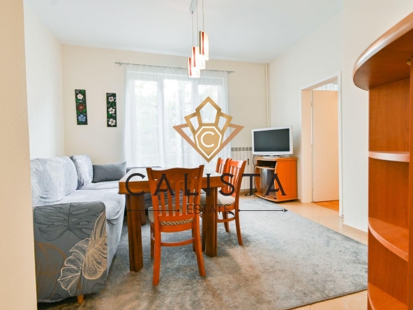 Дава се под наем Тристаен апартамент в София, Център - 70 кв.м за 799 € - Снимка #1
