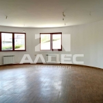 Дава се под наем Тристаен апартамент в София, Симеоново - 145 кв.м за 1755.42 € - Снимка #1