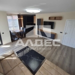 Дава се под наем Тристаен апартамент в София, Изток - 120 кв.м за 1196.97 € - Снимка #1