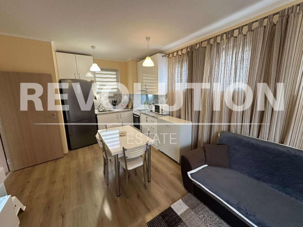 Дава се под наем Двустаен апартамент в Варна, Бриз - 70 кв.м за 600 € - Снимка #1
