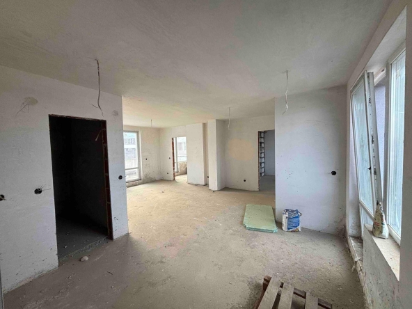 Тристаен апартамент в София, Малинова долина - 141 кв.м за 1064 €/кв.м - Снимка #1