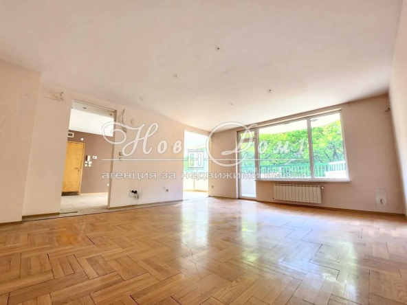 Тристаен апартамент в София, Хладилника - 115 кв.м за 3783 €/кв.м - Снимка #1