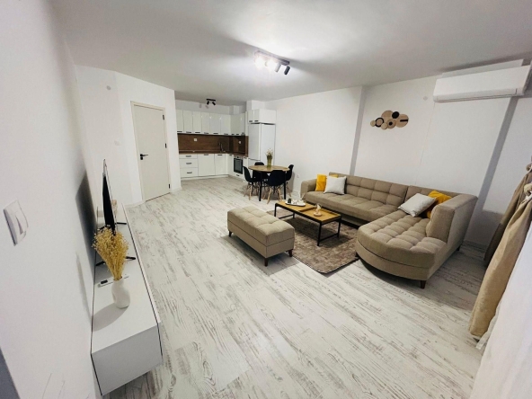 Дава се под наем Двустаен апартамент в Пловдив, Съдийски - 75 кв.м за 550 € - Снимка #1