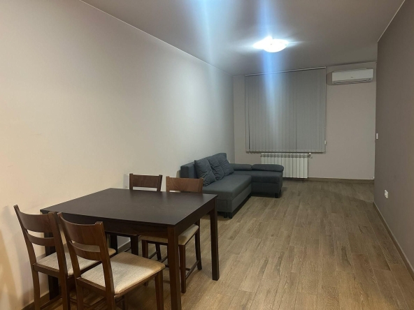 Дава се под наем Двустаен апартамент в София, Хиподрума - 65 кв.м за 612 € - Снимка #1