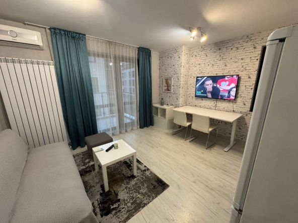 Дава се под наем Двустаен апартамент в София, Кръстова вада - 60 кв.м за 698.19 € - Снимка #1