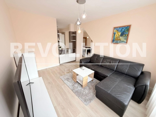 Дава се под наем Четиристаен апартамент в Варна, Левски - 98 кв.м за 747.66 € - Снимка #1