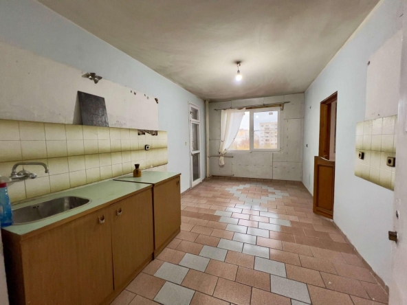Тристаен апартамент в София, Люлин 3 - 87 кв.м за 1055 €/кв.м - Снимка #1