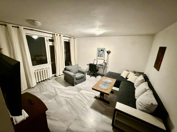 Дава се под наем Тристаен апартамент в София, Лозенец - 104 кв.м за 1295.4 € - Снимка #1