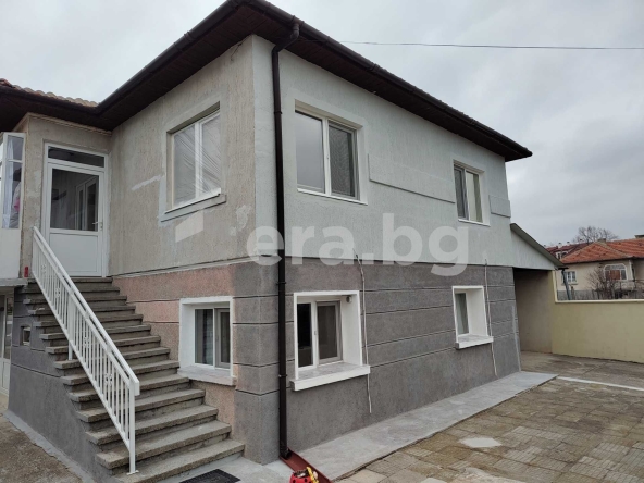 Къща в Бяла - 186 кв.м за 1339 €/кв.м - Снимка #1