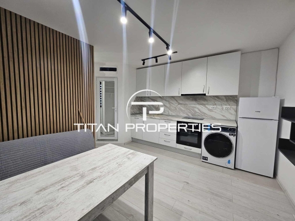 Дава се под наем Двустаен апартамент в Варна, Автогара - 29 кв.м за 378.93 € - Снимка #1