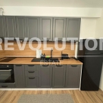 Дава се под наем Двустаен апартамент в Варна, Център - 65 кв.м за 598.23 € - Снимка #1