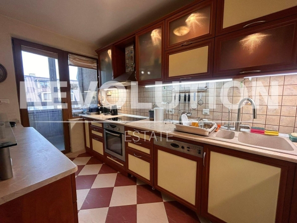 Дава се под наем Тристаен апартамент в Варна, Чаталджа - 98 кв.м за 698.19 € - Снимка #1