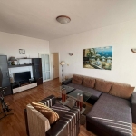 Дава се под наем Тристаен апартамент в Варна, Лятно кино Тракия - 130 кв.м за 797.64 € - Снимка #1