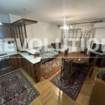 Дава се под наем Тристаен апартамент в Варна, Колхозен пазар - 75 кв.м за 433.5 € - Снимка #1