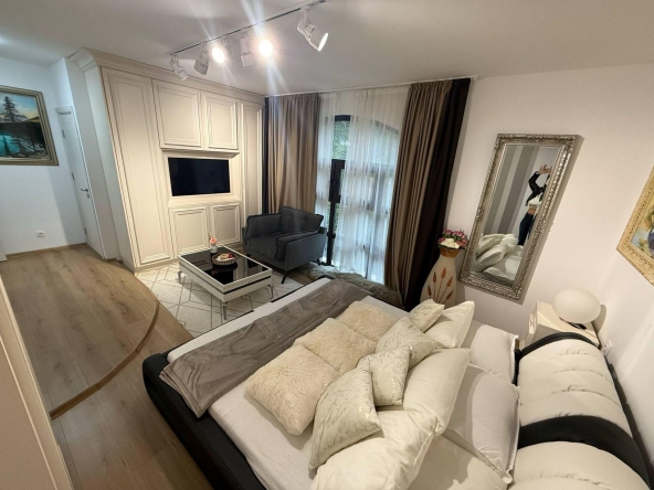 Дава се под наем Двустаен апартамент в София, Бояна - 70 кв.м за 818 € - Снимка #1