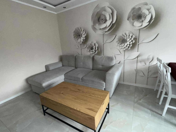 Дава се под наем Тристаен апартамент в София, Младост 1 - 70 кв.м за 797.64 € - Снимка #1
