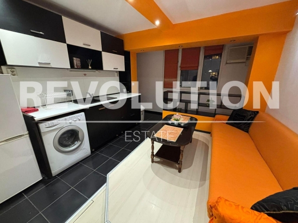 Дава се под наем Тристаен апартамент в Варна, Левски - 68 кв.м за 498.27 € - Снимка #1