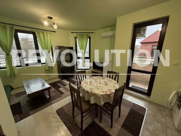 Дава се под наем Двустаен апартамент в Варна, Колхозен пазар - 45 кв.м за 398.82 € - Снимка #1