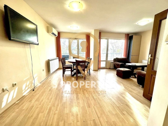 Четиристаен апартамент в Варна, Център - 122 кв.м за 1459 €/кв.м - Снимка #1