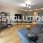 Дава се под наем Тристаен апартамент в Варна, Червен площад - 100 кв.м за 1200 € - Снимка #1