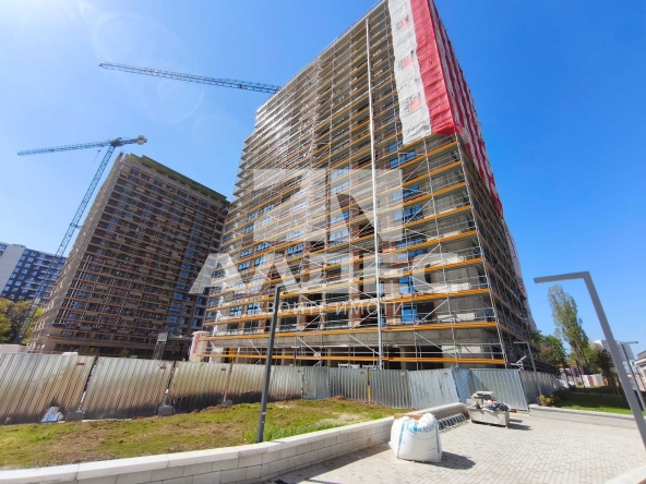 Двустаен апартамент в София, Банишора - 68 кв.м за 1320 €/кв.м - Снимка #1