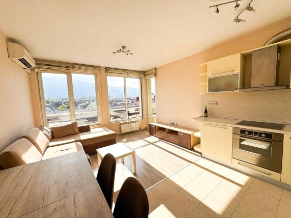 Дава се под наем Двустаен апартамент в София, Витоша - 62 кв.м за 662.49 € - Снимка #1