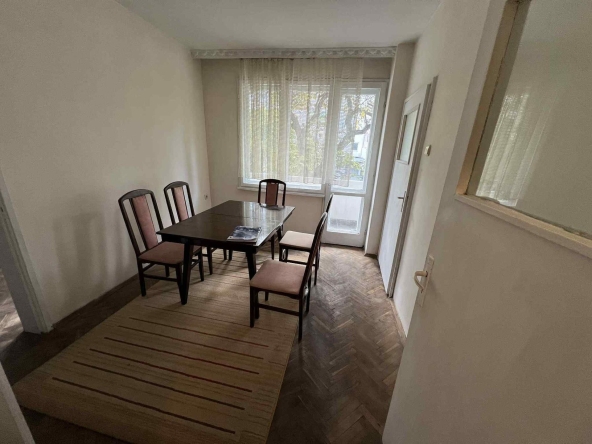 Дава се под наем Двустаен апартамент в Варна, Окръжна болница - 50 кв.м за 357 € - Снимка #1