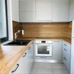 Дава се под наем Къща в Бургас, Сарафово - 112 кв.м за 1200 € - Снимка #1