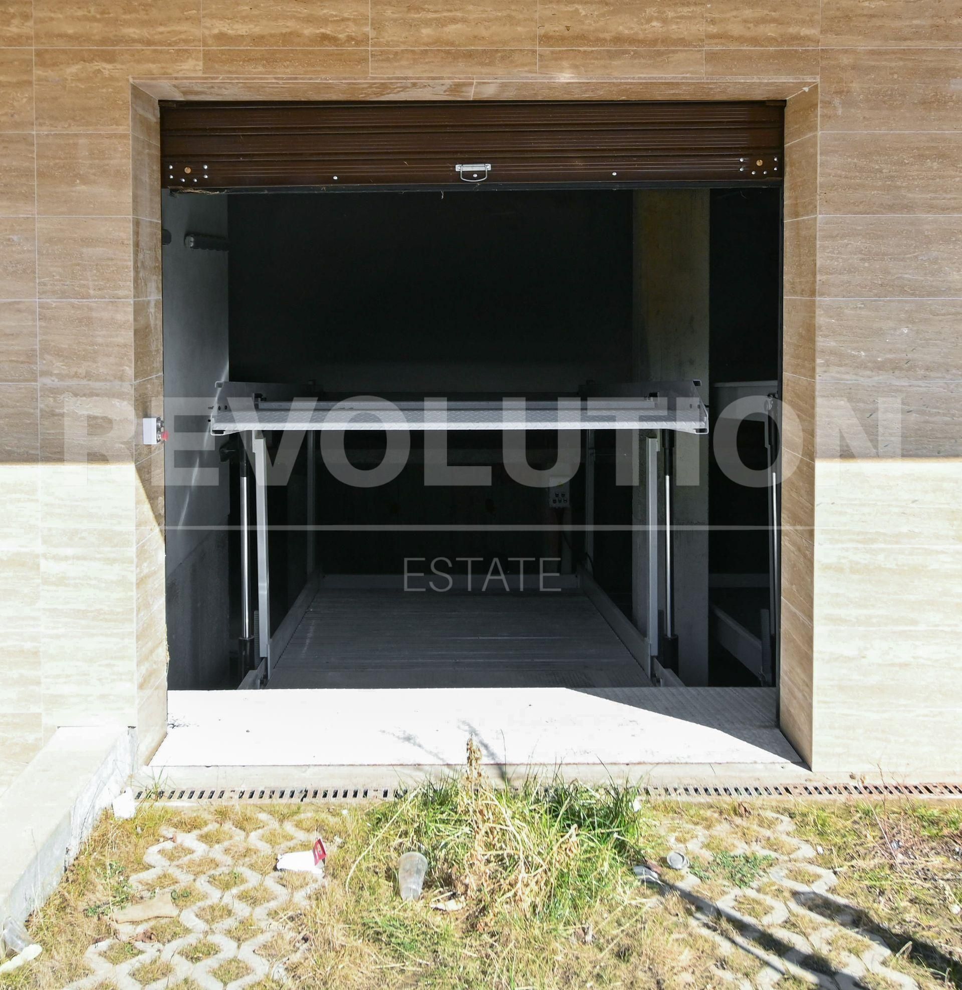 Гараж / Паркомясто в София, Люлин 9 - 28 кв.м за 729 €/кв.м - Снимка #1