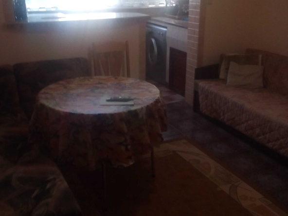 Дава се под наем Двустаен апартамент в Средец - 75 кв.м за 357 € - Снимка #1