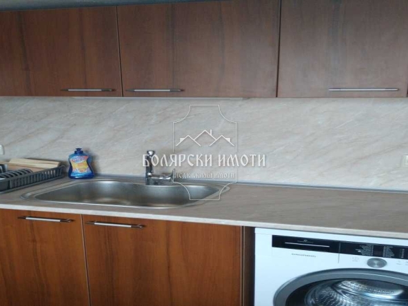 Дава се под наем Четиристаен апартамент в Велико Търново, Център - 100 кв.м за 255 € - Снимка #1