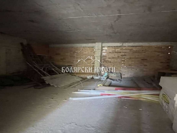 Магазин в Велико Търново, Бузлуджа - 68 кв.м за 1951 €/кв.м - Снимка #1