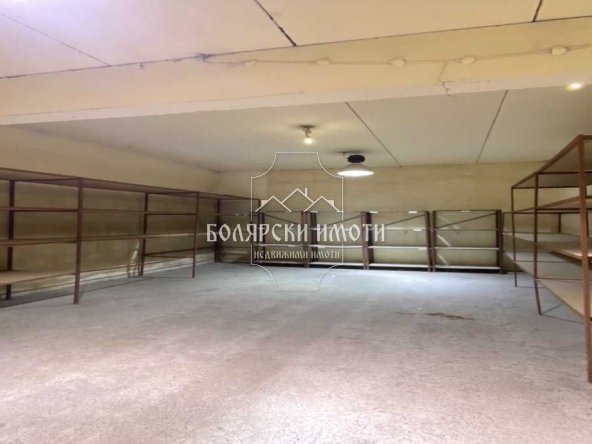 Склад в Велико Търново, Център - 319 кв.м за 624 €/кв.м - Снимка #1