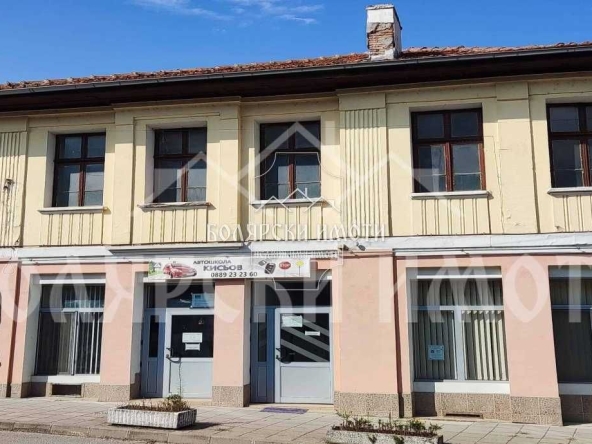 Къща в Елена - 280 кв.м за 282 €/кв.м - Снимка #1