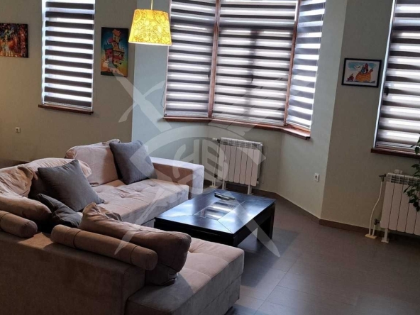 Дава се под наем Тристаен апартамент в София, Център - 130 кв.м за 1600 € - Снимка #1