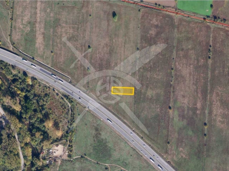 Парцел в София, Враждебна - 75000 кв.м за 1 €/кв.м - Снимка #1