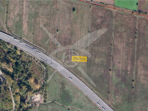 Парцел в София, Враждебна - 75000 кв.м за 1 €/кв.м - Снимка #1