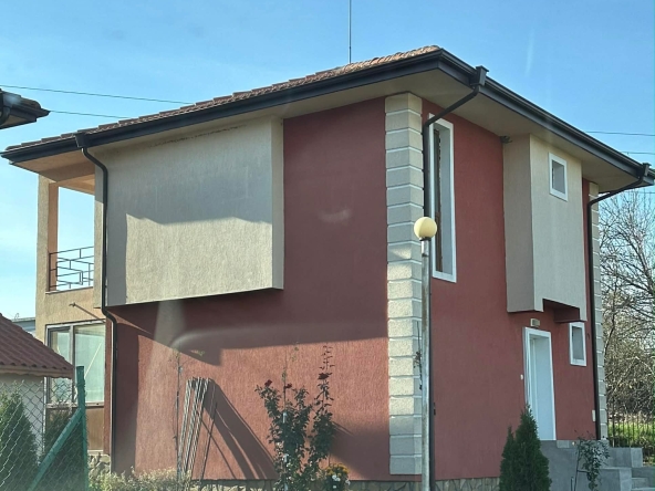 Къща в Търговище, Вилна зона - 140 кв.м за 601 €/кв.м - Снимка #1