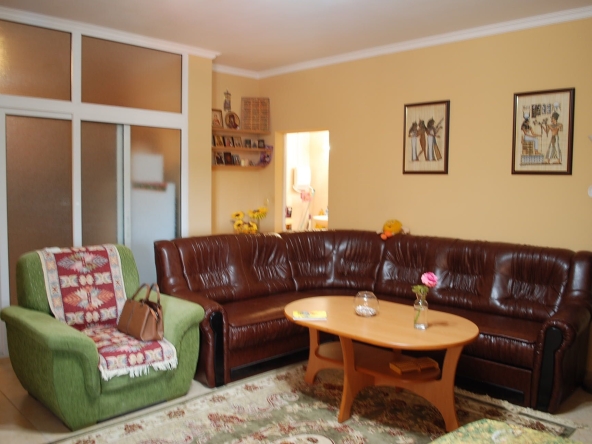 Двустаен апартамент в к.к. Слънчев бряг - 100 кв.м за 920 €/кв.м - Снимка #1