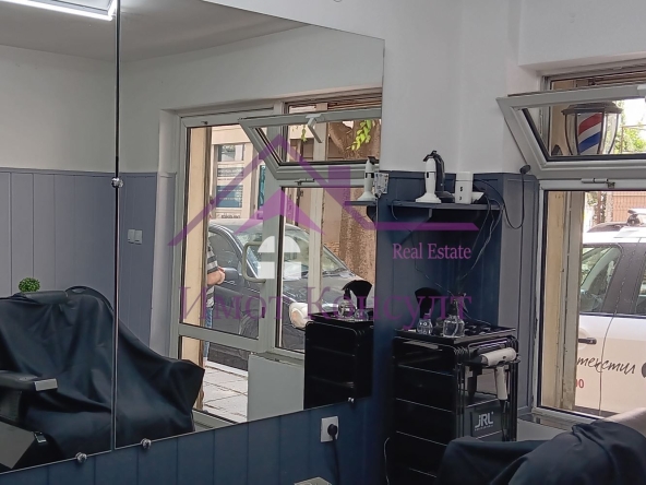 Дава се под наем Магазин в Варна, Център - 18 кв.м за 306 € - Снимка #1